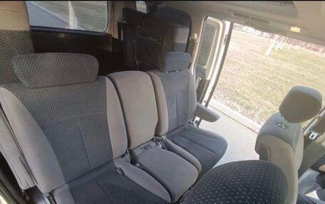 Nissan Elgrand III, 2006 год, 1 550 000 рублей, 11 фотография