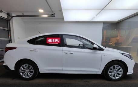 Hyundai Solaris II рестайлинг, 2021 год, 1 399 000 рублей, 5 фотография