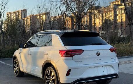 Volkswagen T-Roc I, 2022 год, 1 690 099 рублей, 5 фотография