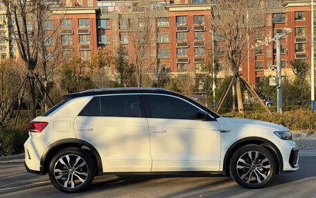 Volkswagen T-Roc I, 2022 год, 1 690 099 рублей, 4 фотография