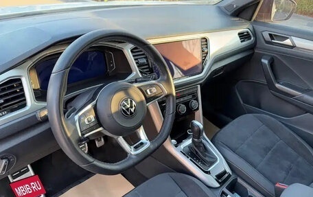 Volkswagen T-Roc I, 2022 год, 1 690 099 рублей, 11 фотография