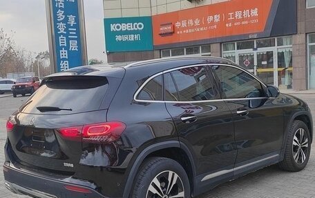 Mercedes-Benz GLA, 2021 год, 2 700 000 рублей, 4 фотография