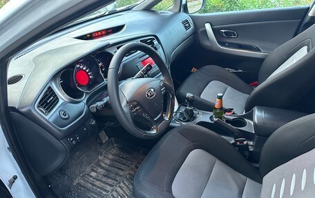 KIA cee'd III, 2013 год, 1 050 000 рублей, 2 фотография