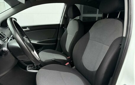 Hyundai Solaris II рестайлинг, 2012 год, 990 000 рублей, 9 фотография