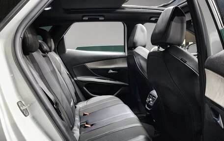 Peugeot 3008 II, 2022 год, 1 838 000 рублей, 12 фотография