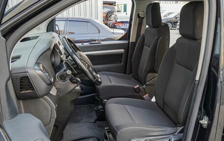 Peugeot Traveller I, 2019 год, 2 950 000 рублей, 11 фотография