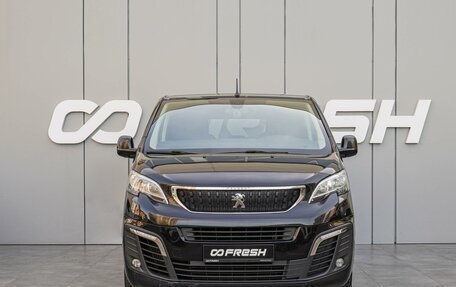 Peugeot Traveller I, 2019 год, 2 950 000 рублей, 3 фотография