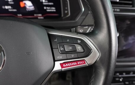 Volkswagen Tiguan II, 2021 год, 3 819 000 рублей, 27 фотография