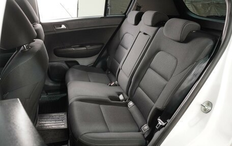 KIA Sportage IV рестайлинг, 2018 год, 2 199 000 рублей, 9 фотография