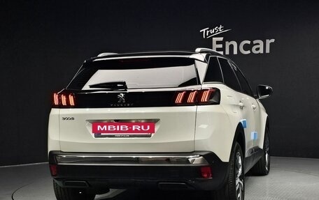 Peugeot 3008 II, 2022 год, 2 090 000 рублей, 4 фотография