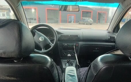 Volkswagen Passat B5+ рестайлинг, 2000 год, 300 000 рублей, 2 фотография