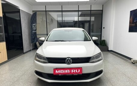 Volkswagen Jetta VI, 2014 год, 1 030 000 рублей, 2 фотография