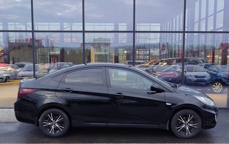 Hyundai Solaris II рестайлинг, 2011 год, 558 000 рублей, 4 фотография