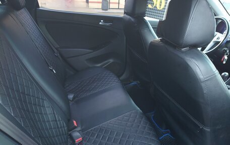 Hyundai Solaris II рестайлинг, 2011 год, 558 000 рублей, 12 фотография