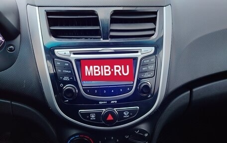 Hyundai Solaris II рестайлинг, 2011 год, 558 000 рублей, 10 фотография