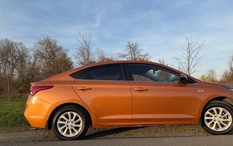 Hyundai Solaris II рестайлинг, 2017 год, 1 500 000 рублей, 9 фотография