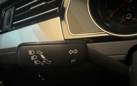 Volkswagen Passat B8 рестайлинг, 2019 год, 2 079 000 рублей, 26 фотография