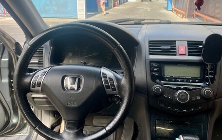 Honda Accord VII рестайлинг, 2005 год, 715 000 рублей, 9 фотография