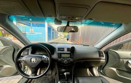 Honda Accord VII рестайлинг, 2005 год, 715 000 рублей, 10 фотография