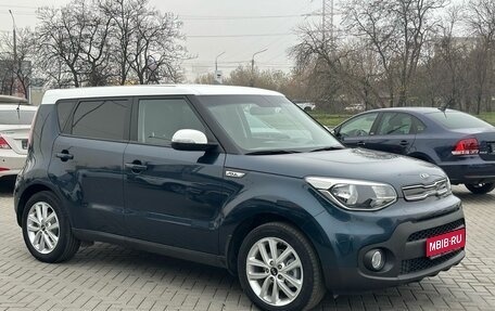KIA Soul II рестайлинг, 2017 год, 1 699 900 рублей, 1 фотография