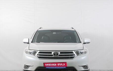 Toyota Highlander III, 2011 год, 2 449 000 рублей, 2 фотография
