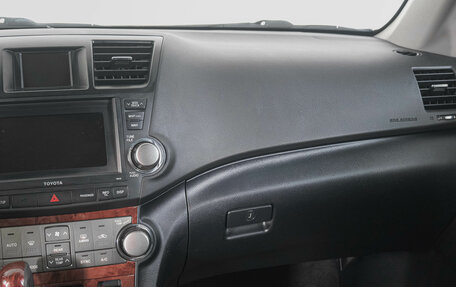 Toyota Highlander III, 2011 год, 2 449 000 рублей, 15 фотография