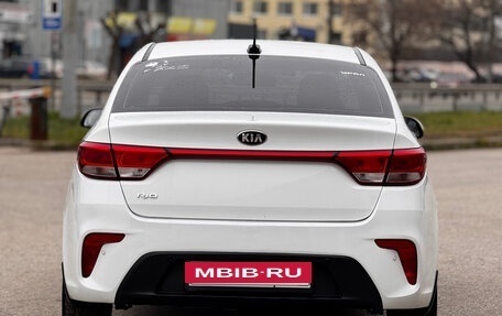 KIA Rio IV, 2017 год, 789 000 рублей, 5 фотография