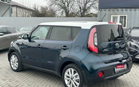 KIA Soul II рестайлинг, 2017 год, 1 699 900 рублей, 4 фотография