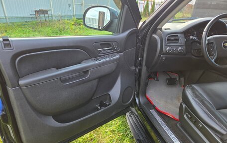 Chevrolet Tahoe III, 2011 год, 2 200 000 рублей, 14 фотография