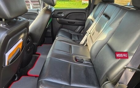 Chevrolet Tahoe III, 2011 год, 2 200 000 рублей, 17 фотография