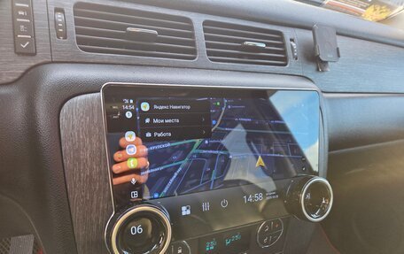 Chevrolet Tahoe III, 2011 год, 2 200 000 рублей, 24 фотография