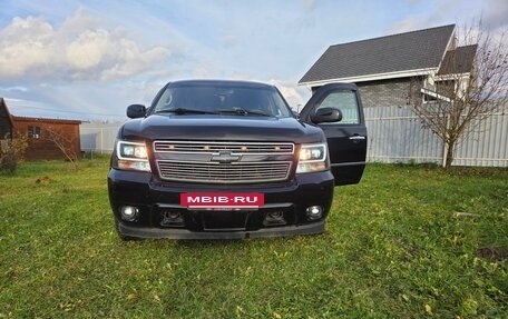 Chevrolet Tahoe III, 2011 год, 2 200 000 рублей, 20 фотография