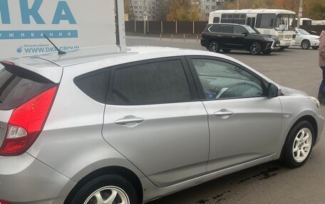 Hyundai Solaris II рестайлинг, 2012 год, 790 000 рублей, 4 фотография