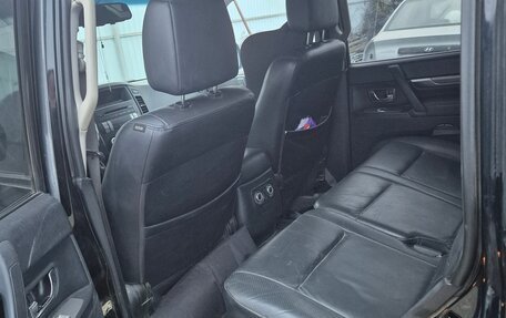 Mitsubishi Pajero IV, 2011 год, 2 100 000 рублей, 14 фотография