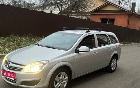 Opel Astra H, 2011 год, 780 000 рублей, 2 фотография