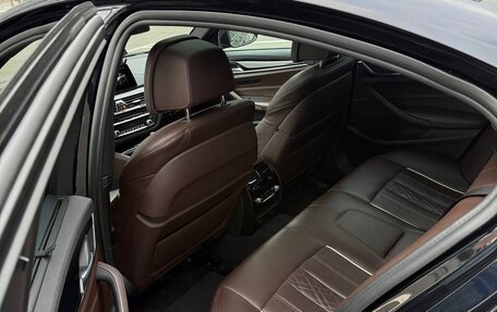 BMW 5 серия, 2018 год, 4 000 000 рублей, 8 фотография