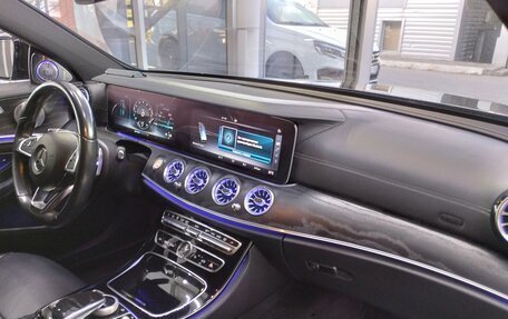 Mercedes-Benz E-Класс, 2017 год, 4 850 000 рублей, 20 фотография