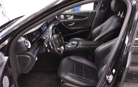 Mercedes-Benz E-Класс, 2017 год, 4 850 000 рублей, 17 фотография