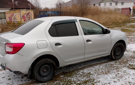 Renault Logan II, 2014 год, 450 000 рублей, 8 фотография