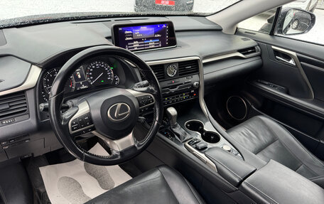 Lexus RX IV рестайлинг, 2017 год, 4 450 000 рублей, 7 фотография