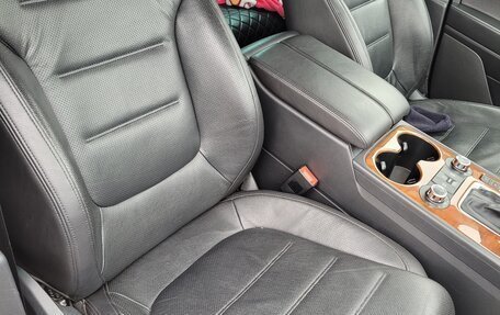 Volkswagen Touareg III, 2013 год, 2 400 000 рублей, 13 фотография