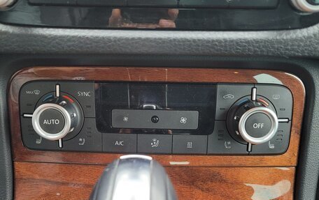 Volkswagen Touareg III, 2013 год, 2 400 000 рублей, 23 фотография