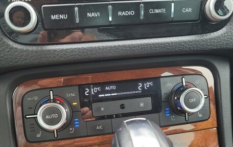 Volkswagen Touareg III, 2013 год, 2 400 000 рублей, 29 фотография