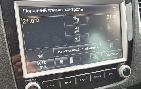 Volkswagen Touareg III, 2013 год, 2 400 000 рублей, 28 фотография