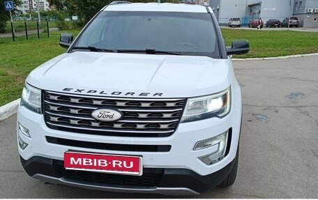 Ford Explorer VI, 2016 год, 2 390 000 рублей, 1 фотография
