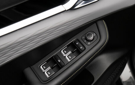 Geely Coolray I, 2024 год, 2 240 000 рублей, 22 фотография