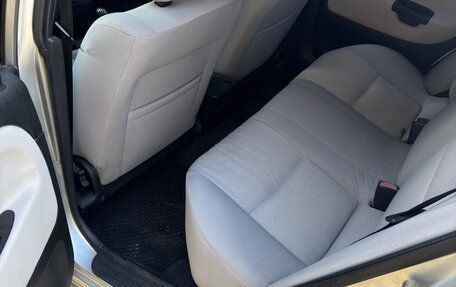 Mitsubishi Carisma I, 2001 год, 280 000 рублей, 5 фотография