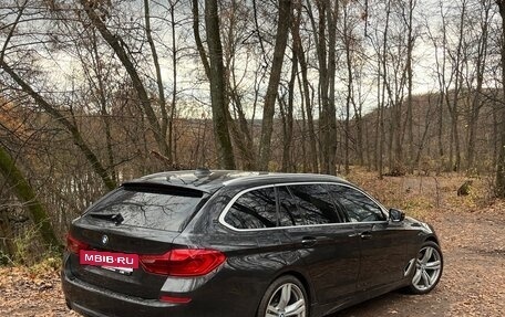 BMW 5 серия, 2019 год, 2 810 000 рублей, 3 фотография