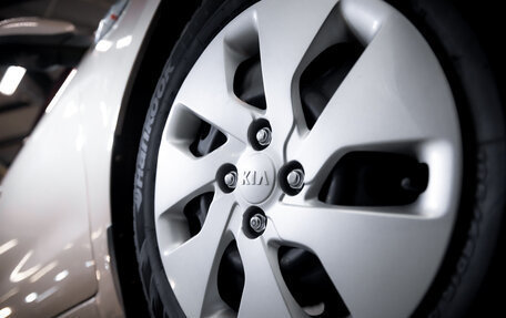 KIA Rio III рестайлинг, 2013 год, 949 900 рублей, 11 фотография