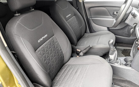 Renault Sandero II рестайлинг, 2015 год, 1 080 000 рублей, 24 фотография